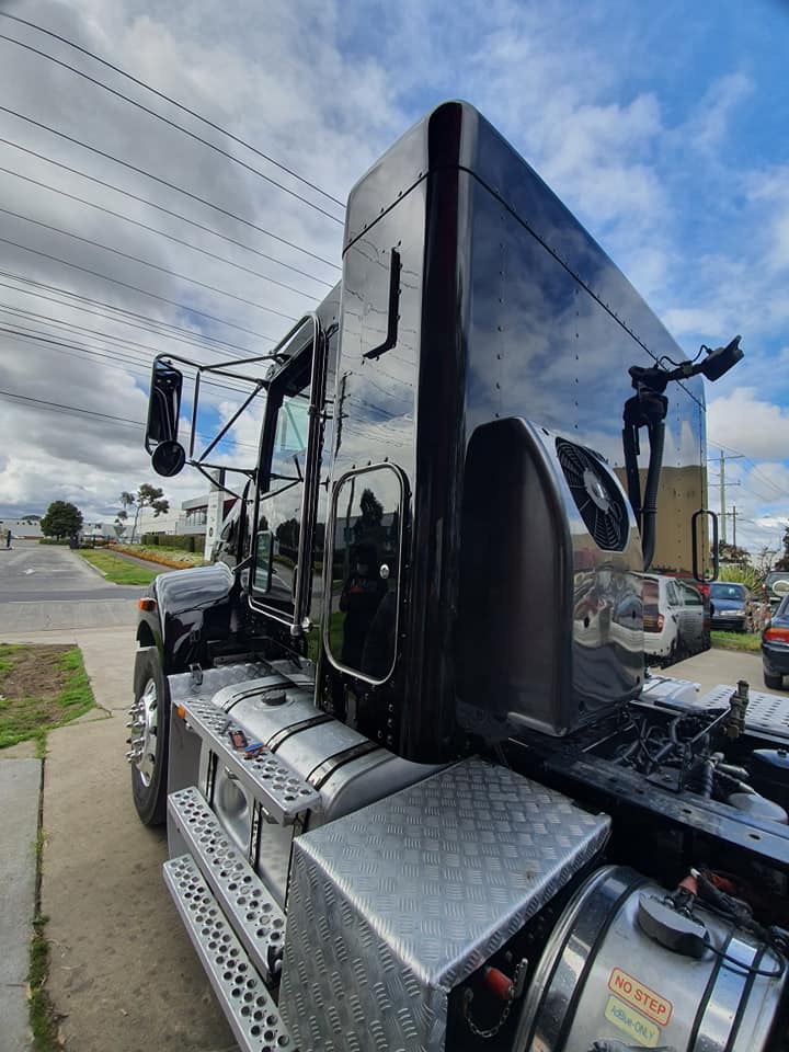 Diamond Prestige Body Works Photos